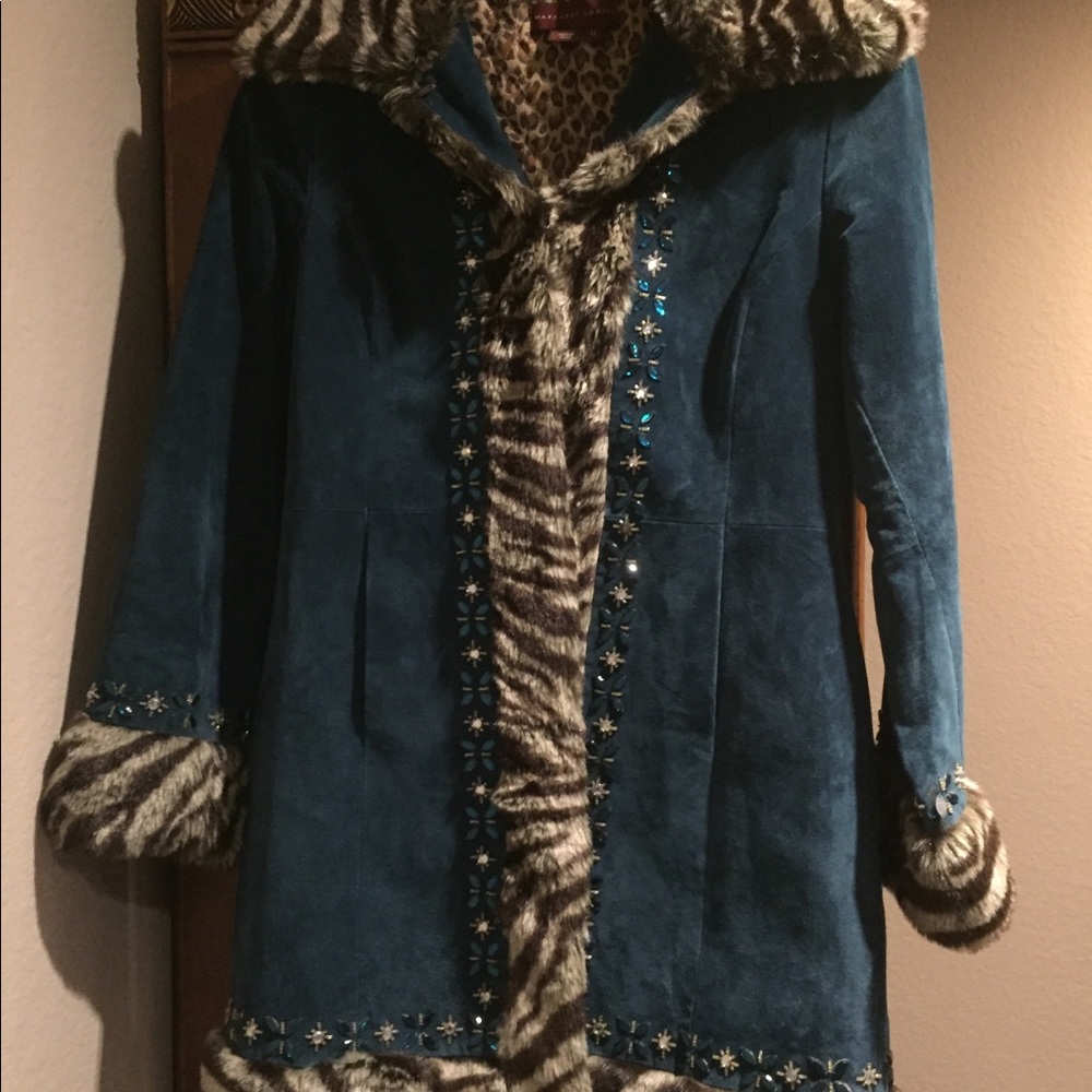 Jacket - Picture 3 of 4